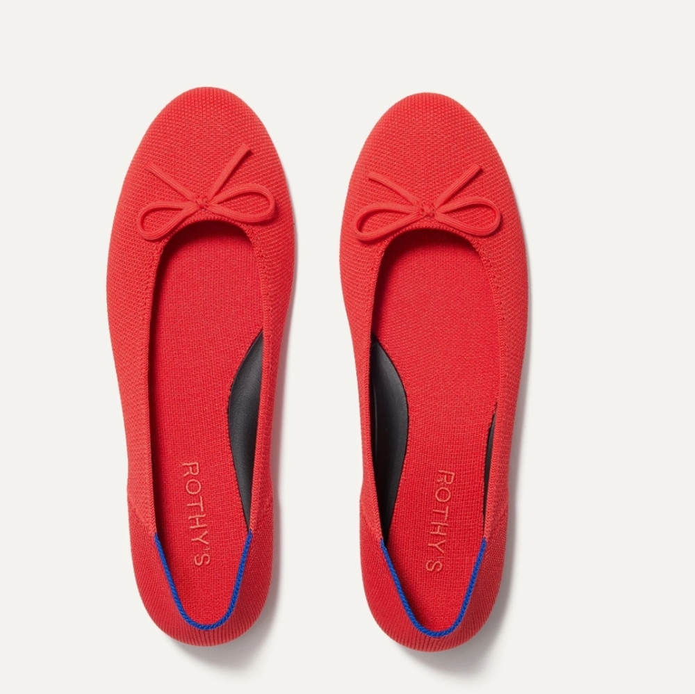 NIB Rothys The Ballet Flat in Glamour Red